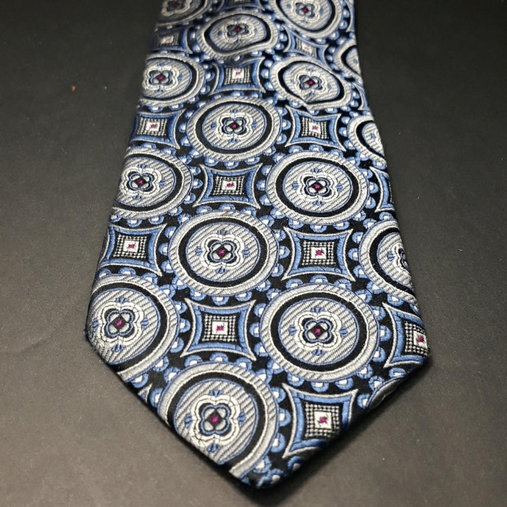 Michelsons heritage tie